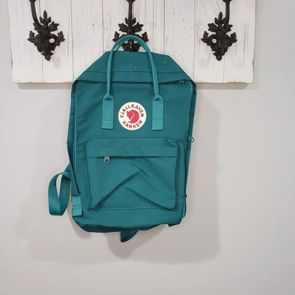 Fjallraven Kanken Backpack Frost Green EUC